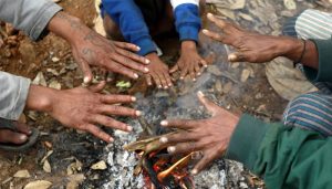 ব্রাহ্মণপাড়ায় শীতে আগুন পোহাতে গিয়ে দগ্ধ হয়ে বৃদ্ধার মৃ-ত্যু