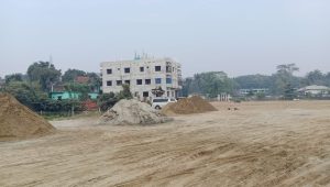 বুড়িচংয়ের একমাত্র খেলার মাঠে নির্মাণ সামগ্রীর হাট; বরাদ্দ থাকলেও থমকে আছে দেয়াল নির্মাণ