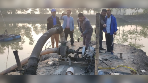 ব্রাহ্মণপাড়ায় কৃষিজমি থেকে অবৈধ মাটি উত্তোলনে প্রশাসনের অভিযান;৩টি ড্রেজার ধ্বংস,১ লাখ টাকা জরিমানা