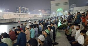 ধর্মপ্রাণ মুসল্লিদের ইবাদতে মুখর পবিত্র শবে বরাতের রাত