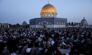 আল-আকসায় আজ জুমার নামাজ আদায়ে নিষেধাজ্ঞা দিলো ইসরায়েল