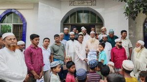 বুড়িচংয়ে রমজানজুড়ে মসজিদে নামাজ আদায় করায় ঈদে উপহার পেল ৩৮ শিশু-কিশোর