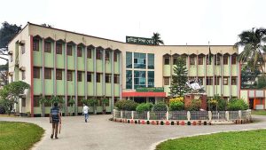 কুমিল্লা বোর্ডে এসএসসির প্রথম দিনে অনুপস্থিত ১,৪২৫ পরীক্ষার্থী