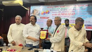 শিক্ষা ক্ষেত্রে বিশেষ অবদান রাখায় কবি নজরুল স্মারক সম্মাননা পেলেন মোশাররফ খান চৌধুরী