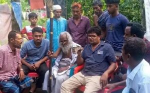 সাগরে মাছ ধরতে গিয়ে হারিয়ে যান ছৈয়দ আহাম্মদ,৫৪ বছর পর জীবিত ফিরে এলেন বাড়িতে