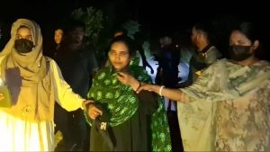 স্বামীকে হত্যা করে মরদেহ টুকরো,ফ্রিজে সংরক্ষণ করতে গিয়ে ধরা স্ত্রী