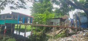 ব্রাহ্মণপাড়ায় সরকারি খালে রিসোর্ট নির্মাণ,পানি প্রবাহ বাধাগ্রস্ত হওয়ার আশঙ্কা!