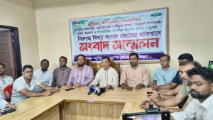 মাদককারবারীদের পক্ষে তদবিরের অভিযোগ: সংবাদকে মিথ্যা দাবি করে বুড়িচং উপজেলা বিএনপির সংবাদ সম্মেলন