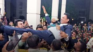 এমআইএসটির গ্র্যাজুয়েশন নাইটে শিক্ষামন্ত্রীকে শূন্যে ভাসিয়ে উচ্ছ্বাস