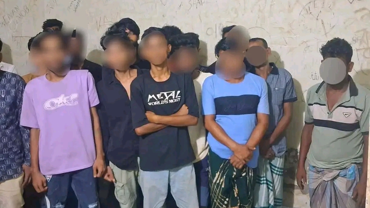 কিশোর গ্যাংয়ের সম্পৃক্ততার সন্দেহে বুড়িচংয়ে অর্ধশতাধিক আটক