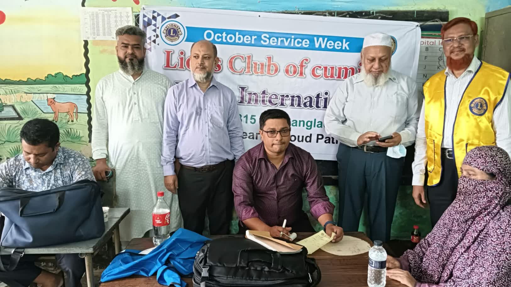 কুমিল্লায় লায়ন্স ক্লাবের উদ্যোগে বিনামূল্যে চক্ষু চিকিৎসা সেবা