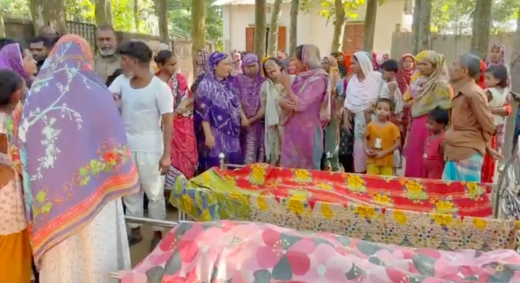 কুমিল্লা মহাসড়কে প্রাতর্ভ্রমণে বেরিয়ে প্রাণ গেল স্বামী-স্ত্রীর